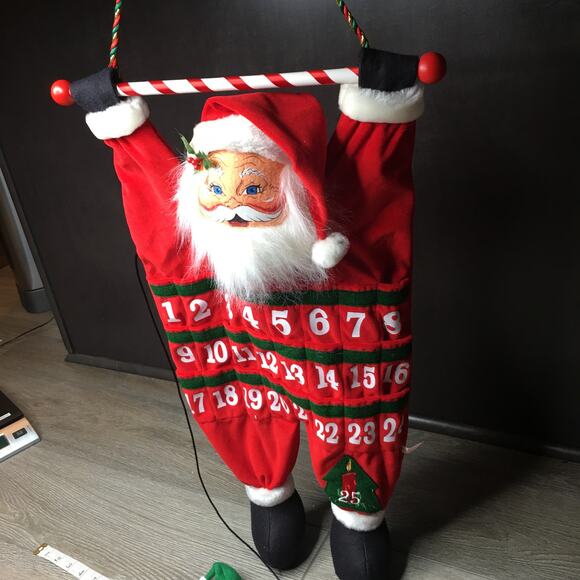 NEW Annalee 2004 Hanging 23” In Santa Advent Calendar With 4” In Elf Marker - Picture 3 of 9